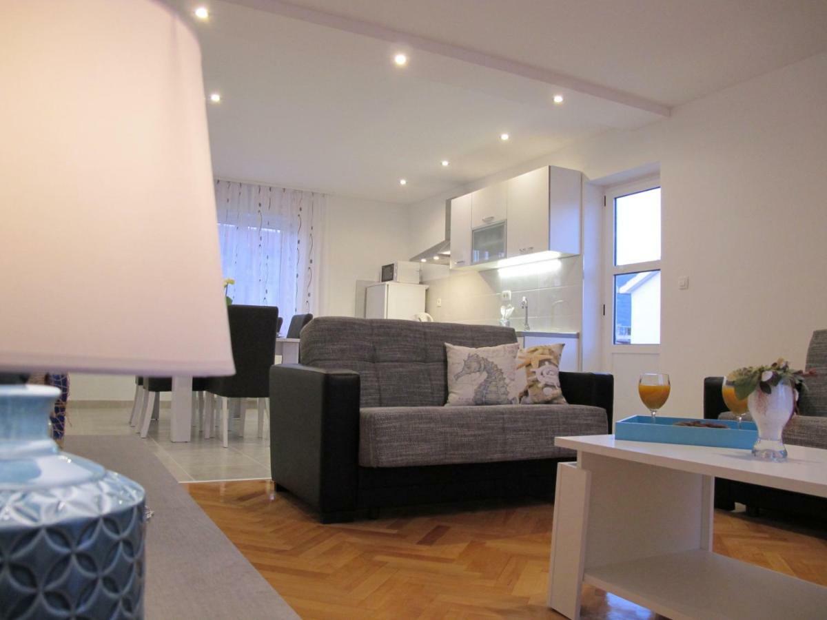 Appartement Perivoj à Kaštela Extérieur photo