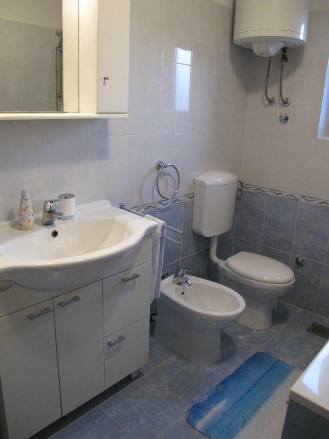 Appartement Perivoj à Kaštela Extérieur photo
